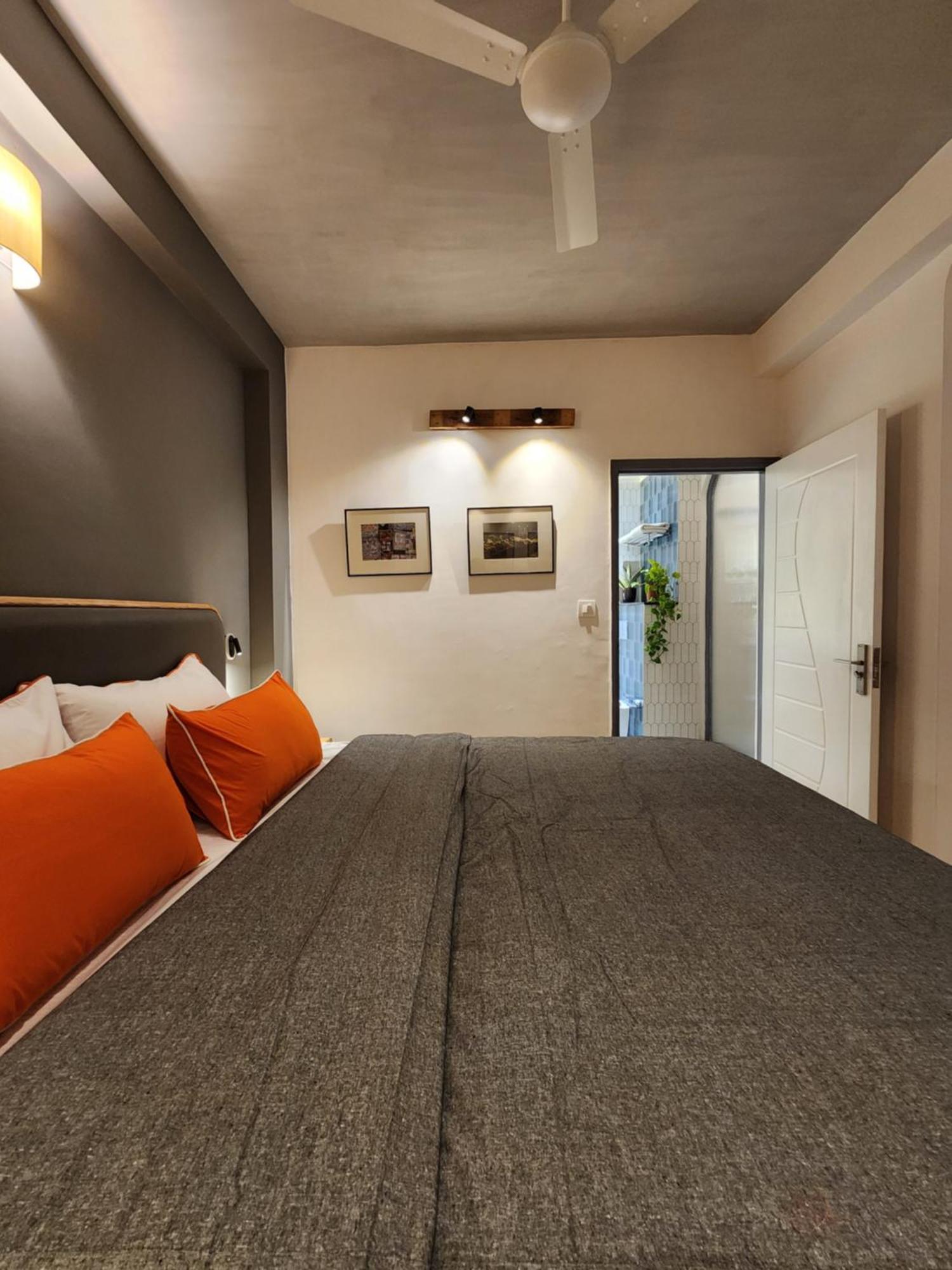 Albergue J House Near Bhikaji Nueva Delhi Exterior foto