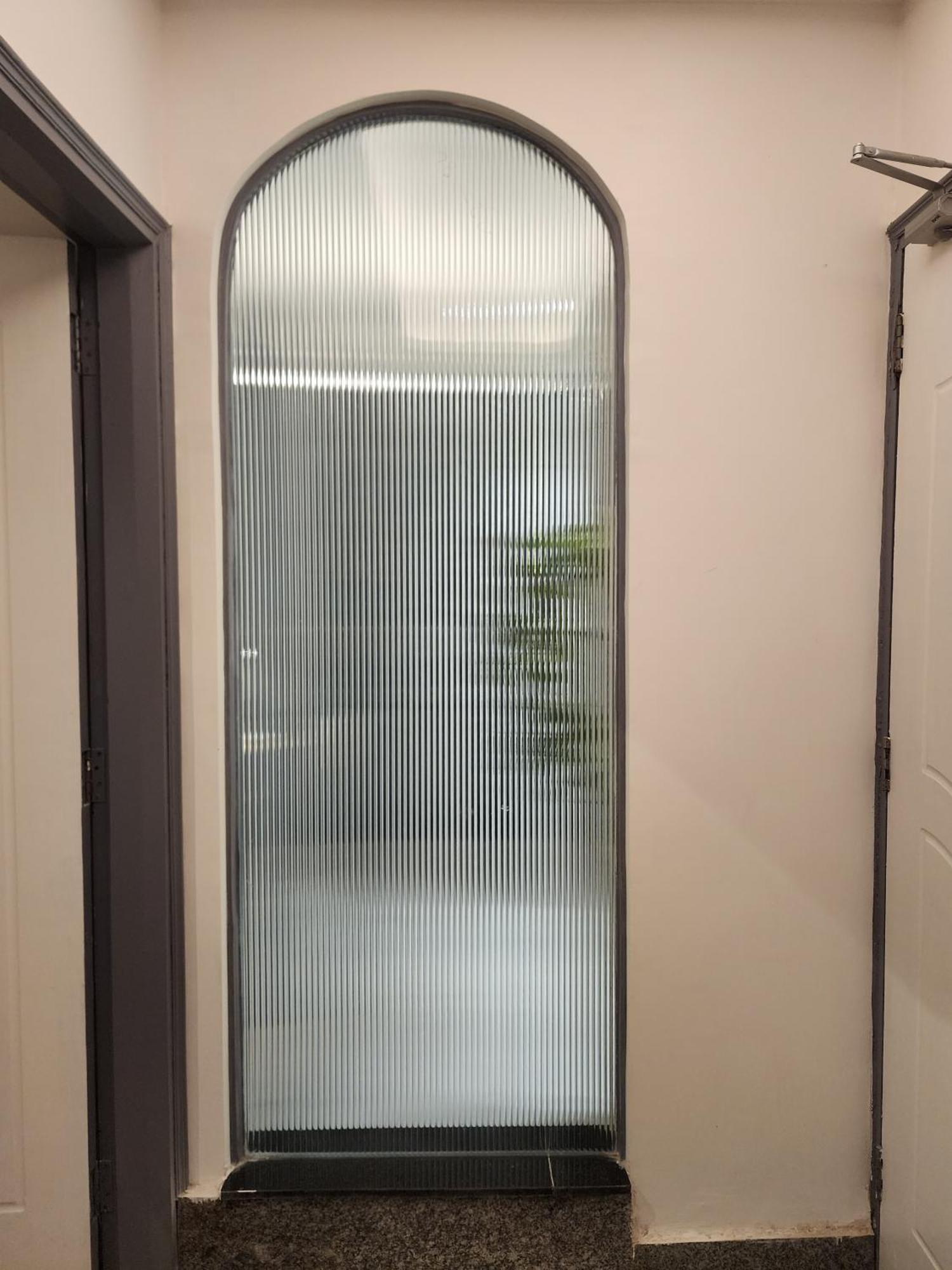 Albergue J House Near Bhikaji Nueva Delhi Exterior foto